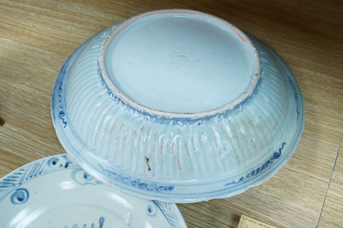 Two Ming Swatow dishes, largest 32cm in diameter